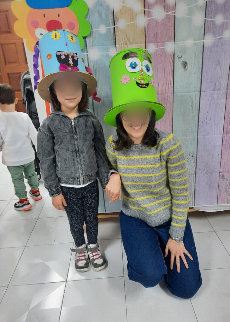 TALLER DE CARNAVAL: SOMBREROS LOCOS 4