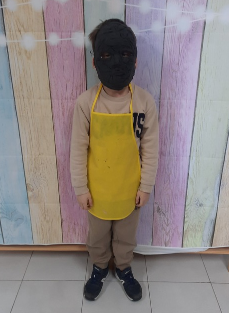 TALLER DE MÁSCARAS DE CARNAVAL 2025 6