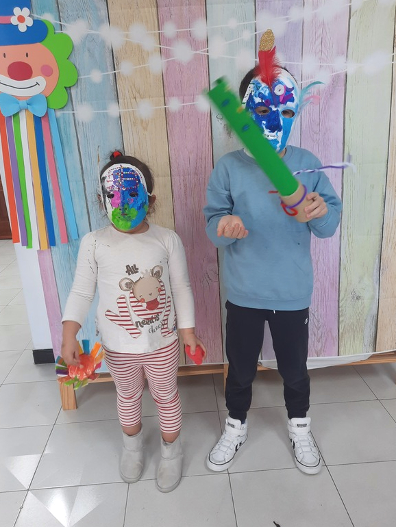 TALLER DE MÁSCARAS DE CARNAVAL 2025 10