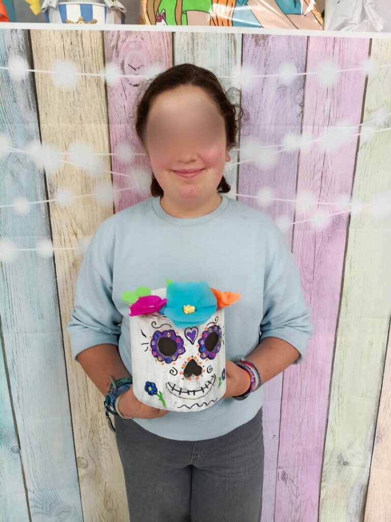 TALLER DE HALLOWEEN: ¡CALABAZAS QUE BRILLAN EN LA OSCURIDAD! 4