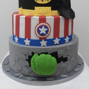 tarta falsa superhéroes (3) 0